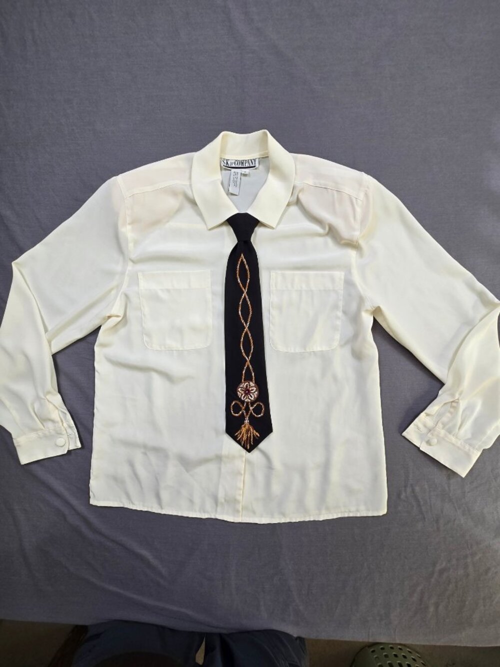 Vintage Blouse & Tie Size 8 Medium Cream Western Long Sleeve Button Front Shirt